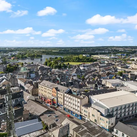 Kwatera prywatna Heart Of Centre Stunning View Galway